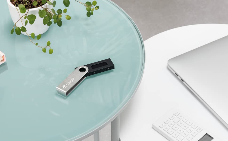 کیف پول سخت افزاری ارز رمزنگاری شده Ledger Nano S