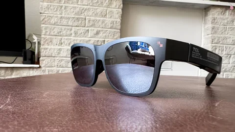 بررسی عینک TCL NXTWear S AR از DEXERTO