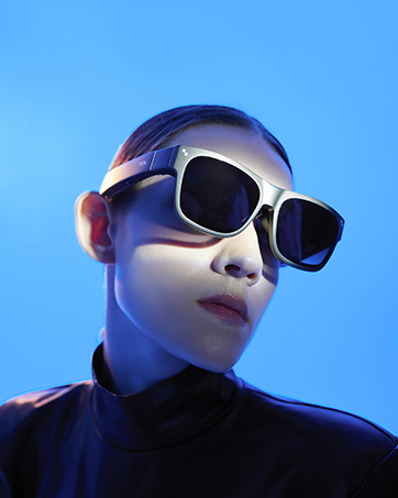 بررسی عینک هوشمند TCL NXTWEAR S